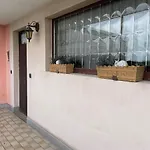 Charming In A Location * Duisburgo